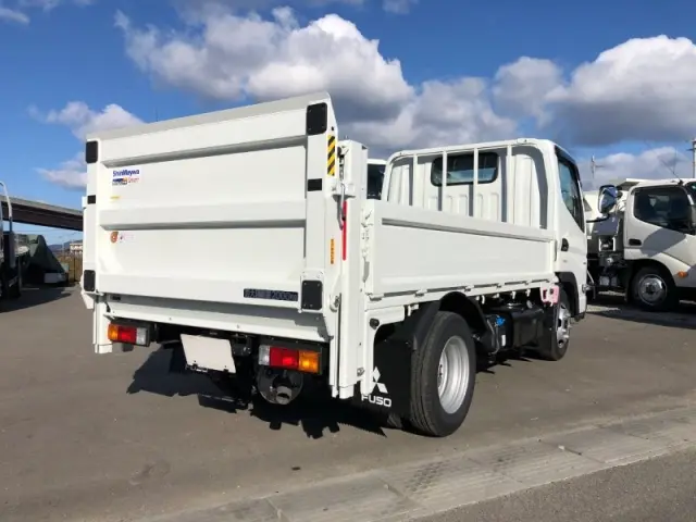 三菱 キャンター 2RG-FBA20の写真4