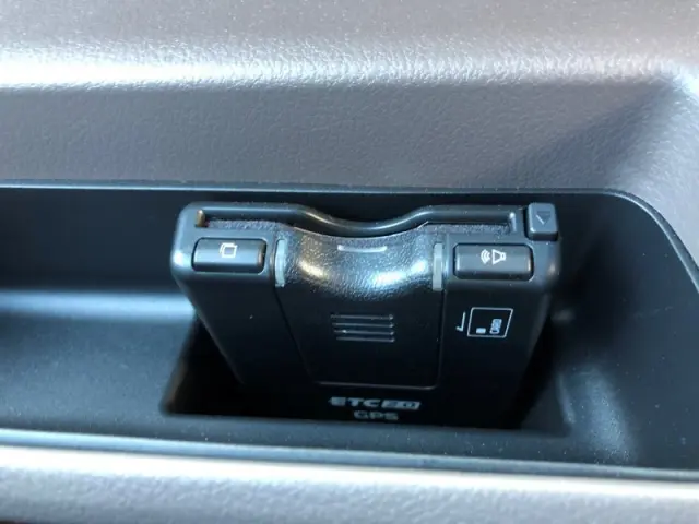 三菱 キャンター 2RG-FBA20の写真12