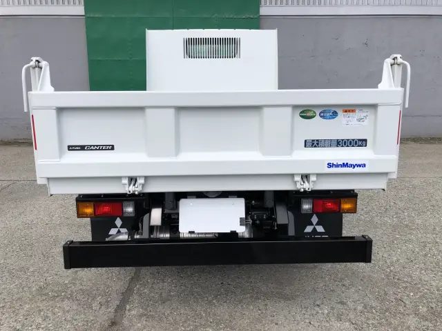 三菱 キャンター 2RG-FBA60(2WD)の写真7