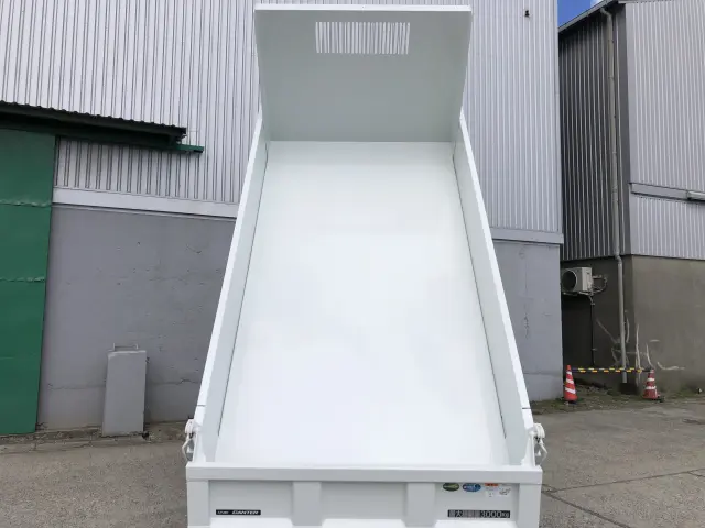 三菱 キャンター 2RG-FBA60(2WD)の写真8