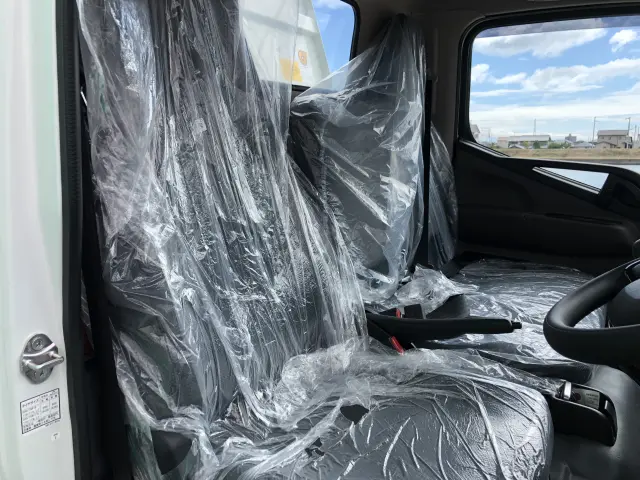 三菱 キャンター 2RG-FBA60(2WD)の写真9