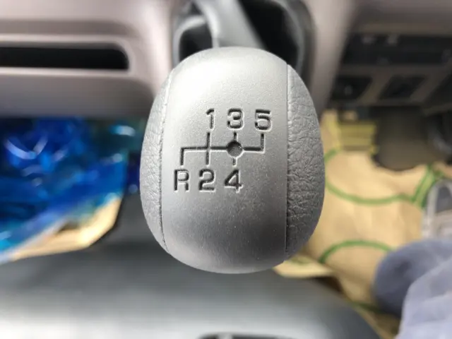 三菱 キャンター 2RG-FBA60(2WD)の写真15