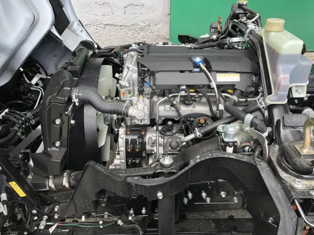 三菱 キャンター 2RG-FBA60(2WD)の写真24