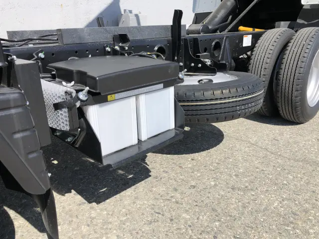 三菱 キャンター 2RG-FBA60(2WD)の写真16