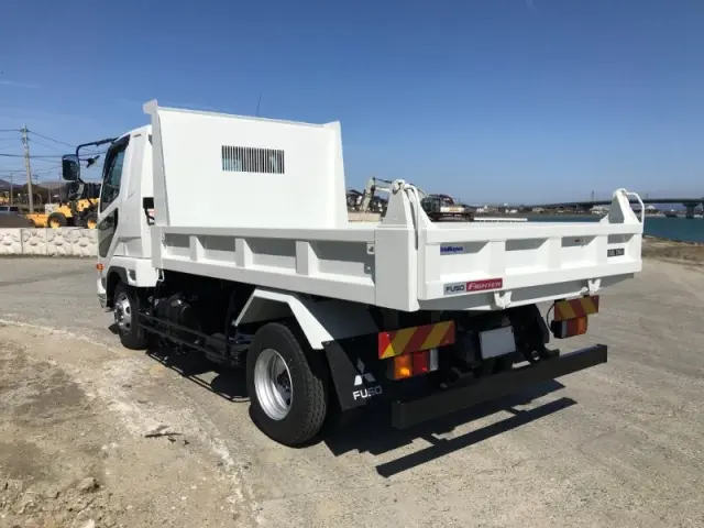 三菱 ファイター 2KG-FK62F(2WD)の写真3
