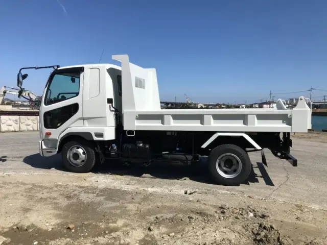 三菱 ファイター 2KG-FK62F(2WD)の写真5
