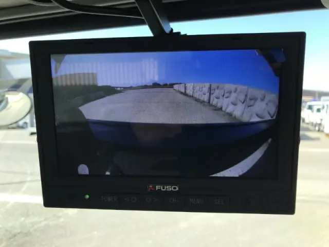 三菱 ファイター 2KG-FK62F(2WD)の写真16