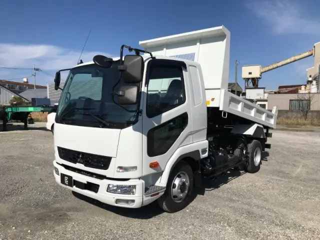 三菱 ファイター 2KG-FK62F(2WD)の写真1