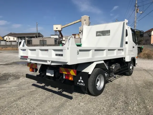 三菱 ファイター 2KG-FK62F(2WD)の写真4