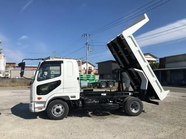 三菱 ファイター 2KG-FK62F(2WD)の写真6