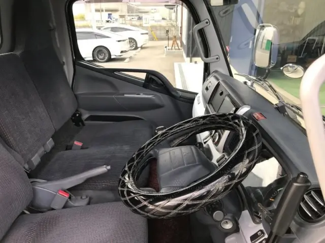 三菱 キャンター TKG-FBA30の写真6
