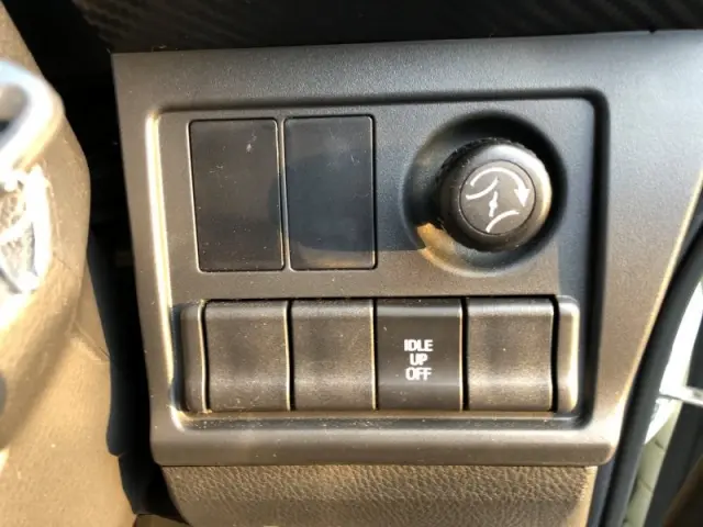 日野 レンジャー 2KG-FJ2ACA(2WD)の写真16