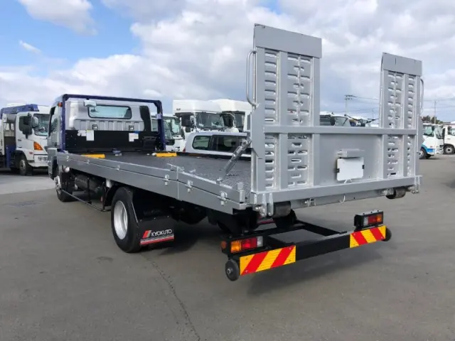 三菱 キャンター 2PG-FEB80の写真3