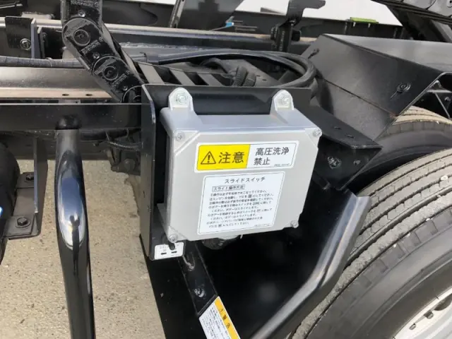 三菱 キャンター 2PG-FEB80の写真24