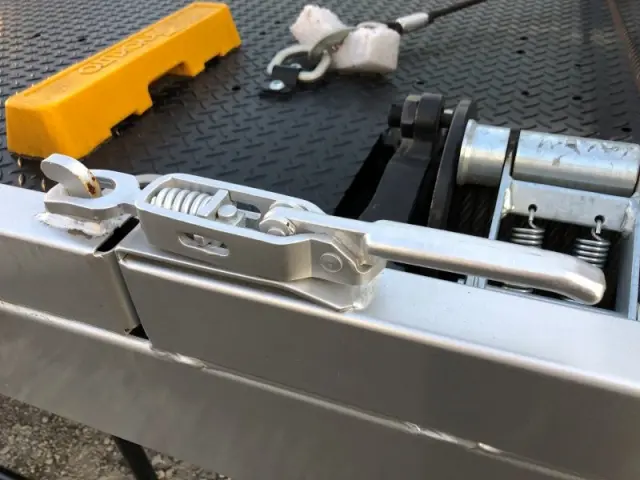 三菱 キャンター 2PG-FEB80の写真45