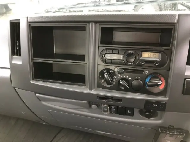 いすゞ フォワード 2RG-FRR90S1の写真9