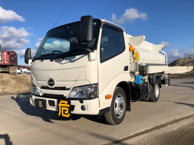 日野 デュトロ 2DG-XZU675M(4WD)の写真1