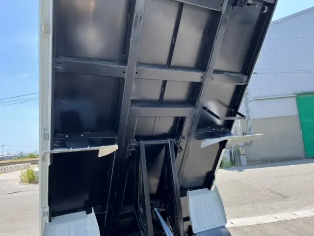三菱 キャンター 2RG-FBA60(2WD)の写真28