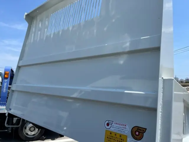 三菱 キャンター 2RG-FBA60(2WD)の写真32