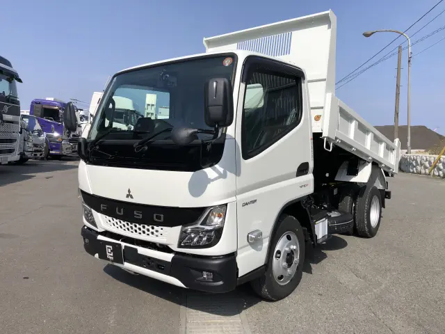 三菱 キャンター 2RG-FBA60(2WD)の写真1