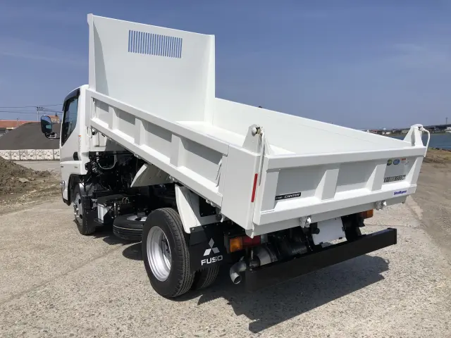 三菱 キャンター 2RG-FBA60(2WD)の写真3