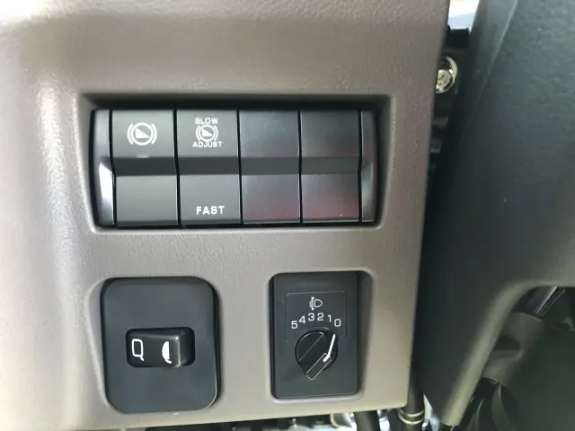 三菱 キャンター 2RG-FBA60(2WD)の写真13