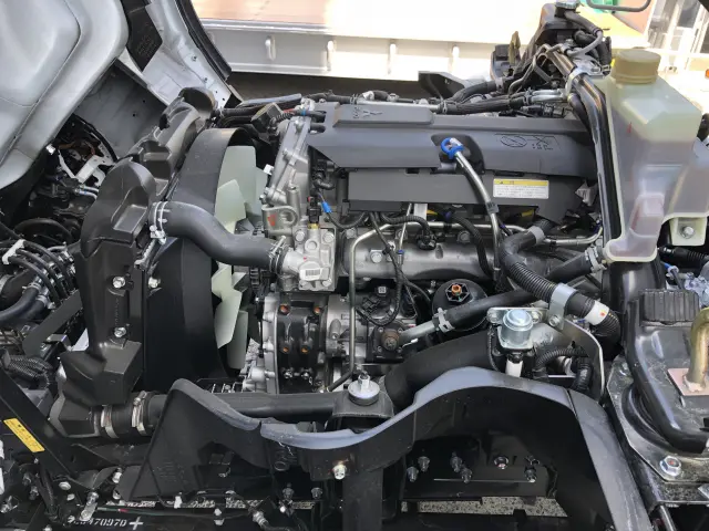 三菱 キャンター 2RG-FBA60(2WD)の写真17