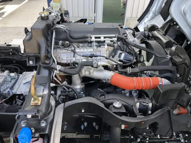 三菱 キャンター 2RG-FBA60(2WD)の写真18