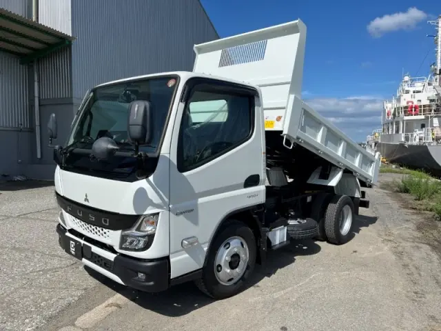 三菱 キャンター 2RG-FBA60(2WD)の写真1
