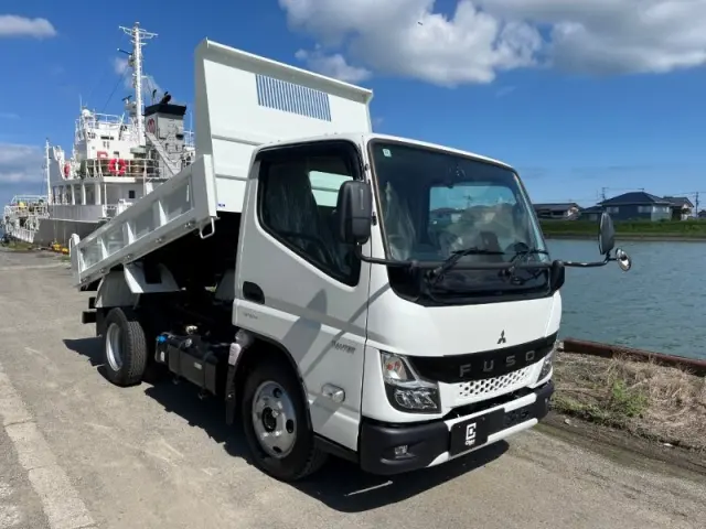 三菱 キャンター 2RG-FBA60(2WD)の写真2