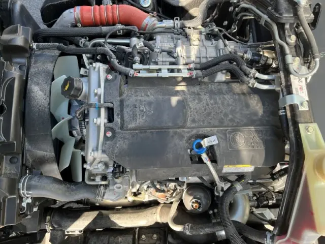 三菱 キャンター 2RG-FBA60(2WD)の写真18