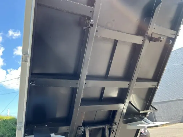 三菱 キャンター 2RG-FBA60(2WD)の写真28