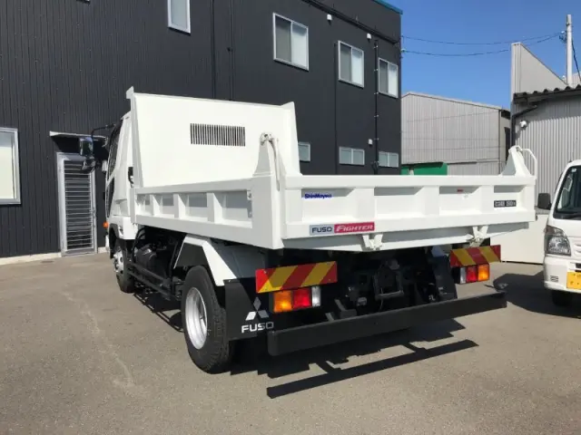 三菱 ファイター 2KG-FK62F(2WD)の写真3