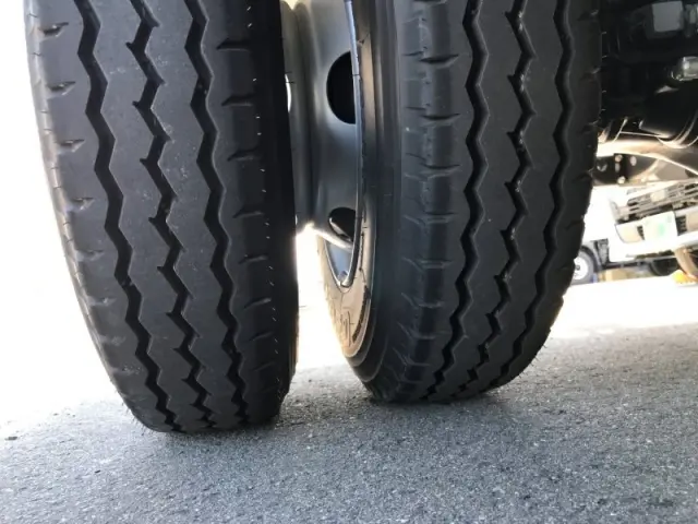 三菱 ファイター 2KG-FK62F(2WD)の写真24
