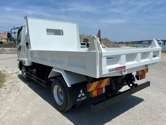三菱 ファイター 2KG-FK62F(2WD)の写真3