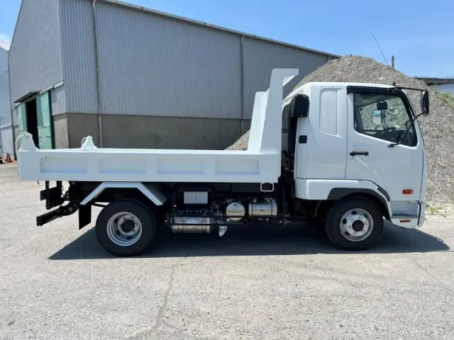 三菱 ファイター 2KG-FK62F(2WD)の写真5