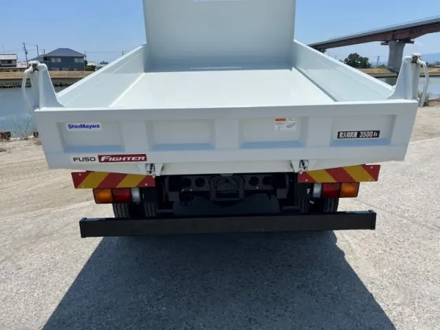 三菱 ファイター 2KG-FK62F(2WD)の写真6
