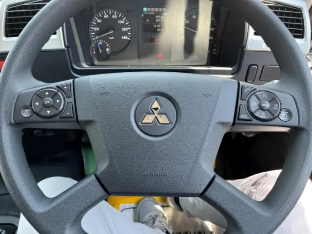 三菱 ファイター 2KG-FK62F(2WD)の写真10