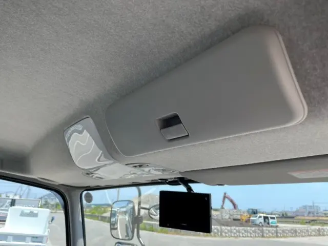 三菱 ファイター 2KG-FK62F(2WD)の写真16