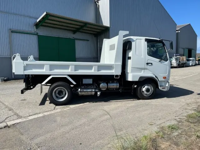 三菱 ファイター 2KG-FK62F(2WD)の写真5