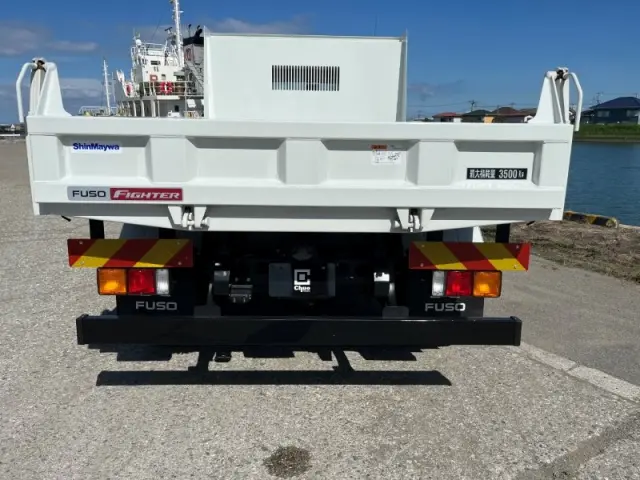 三菱 ファイター 2KG-FK62F(2WD)の写真6