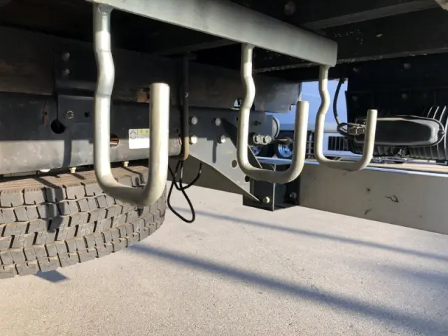 いすゞ フォワード TKG-FRR90S2(2WD)の写真34