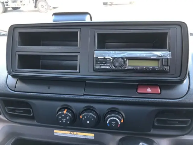 三菱 キャンター 2PG-FEB90の写真8