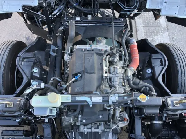 三菱 キャンター 2PG-FEB90の写真15