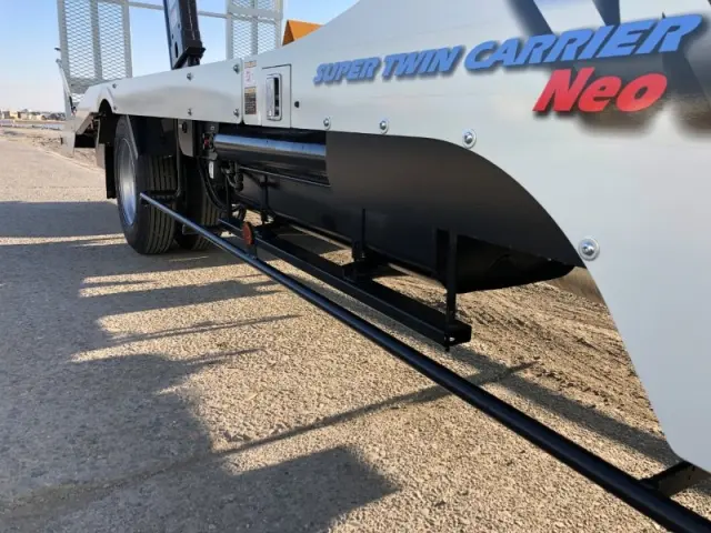 三菱 キャンター 2PG-FEB90の写真18