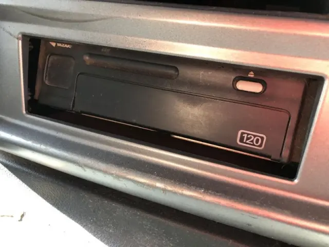 日野 プロフィア QKG-FS1EPBA(6x4)の写真12