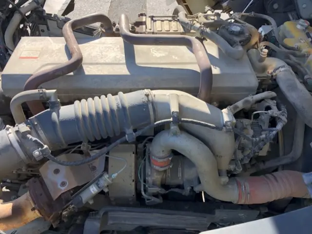 日野 プロフィア QKG-FS1EPBA(6x4)の写真14