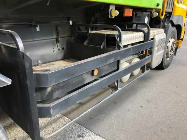 日野 プロフィア QKG-FS1EPBA(6x4)の写真25