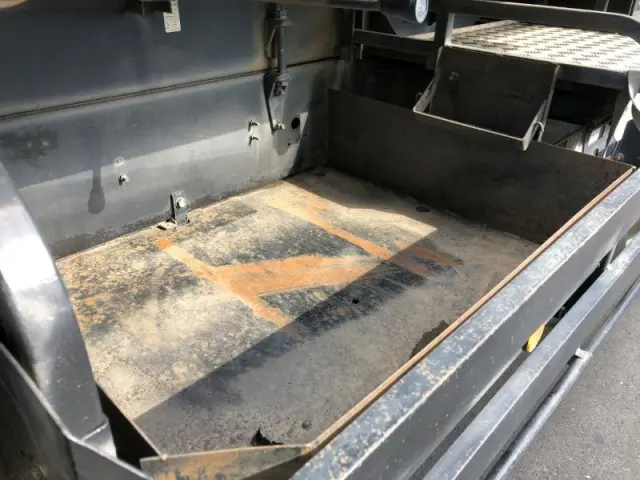 日野 プロフィア QKG-FS1EPBA(6x4)の写真26