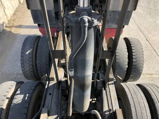 日野 プロフィア QKG-FS1EPBA(6x4)の写真34